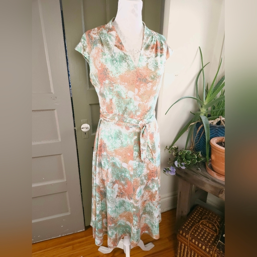 Vintage 60s Peach Green Watercolor Floral Sheath Dress Belted Womens Medium